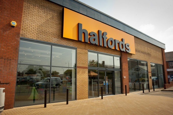Halfords launches online marketplace