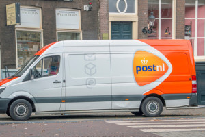 PostNL opens up lockers to other carriers