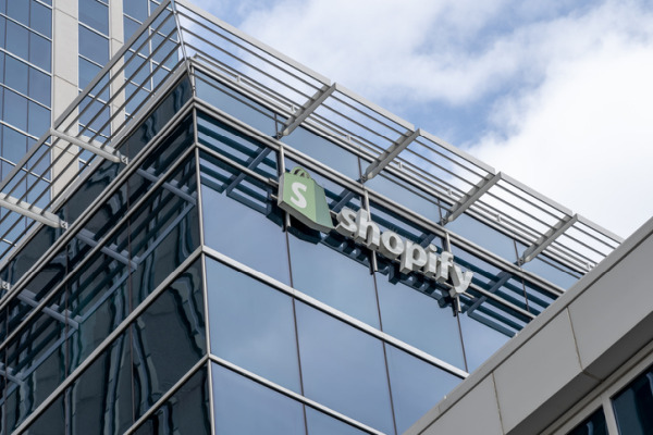 Shopify lays off 10% of workers